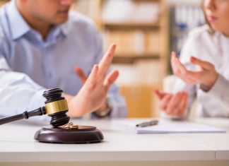 איך בוחרים עורך דין גירושין