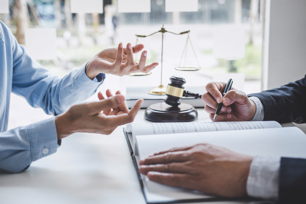 באילו מצבים תצטרכו עורך דין הסדר חובות?